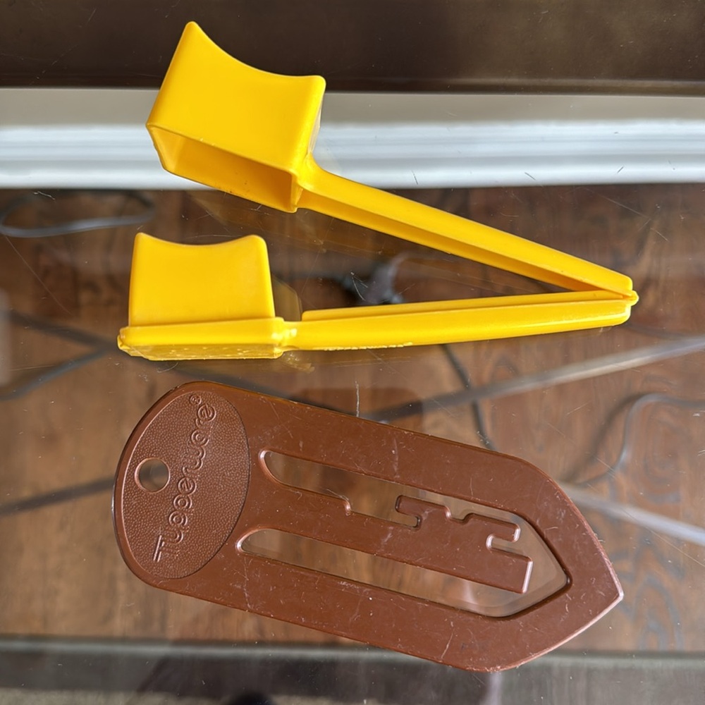 TUPPERWARE VINTAGE 9-PIECE BUNDLE KITCHEN TOOLS - Picture 5 of 8